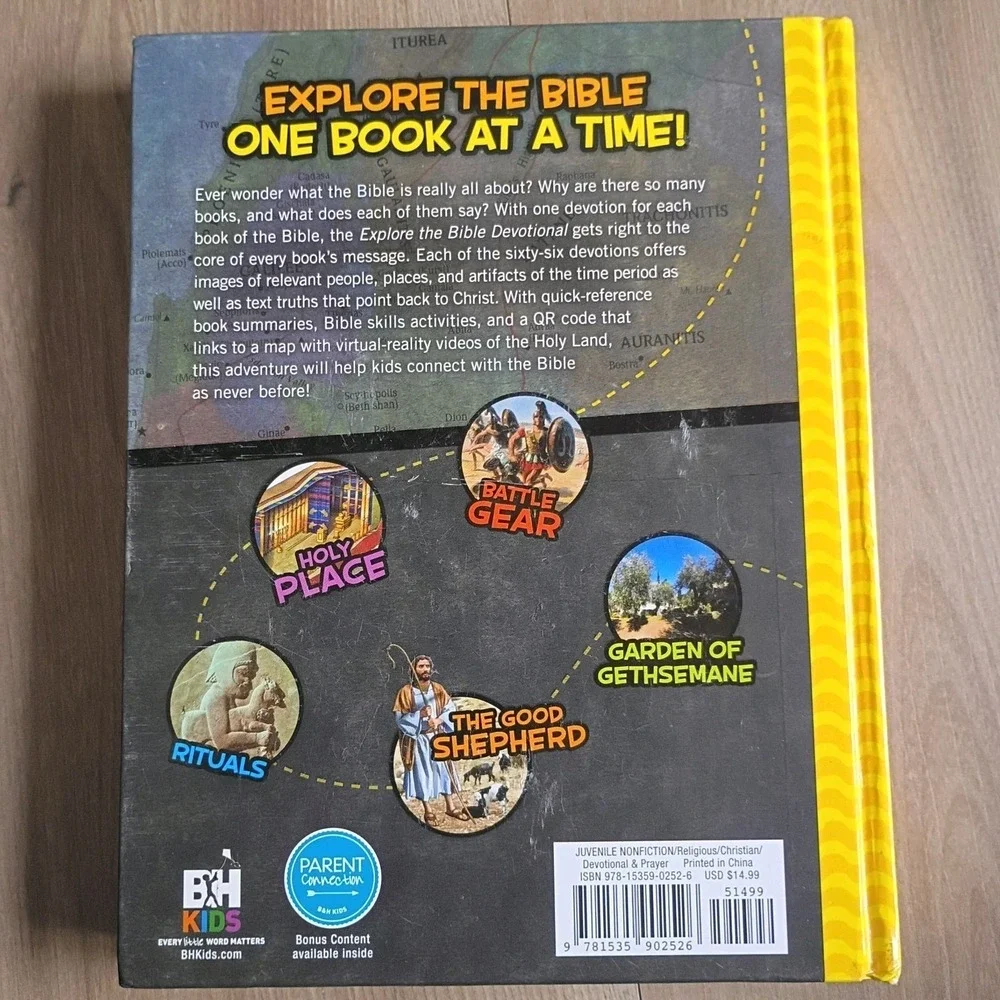 Explore the‎ Bible Devotional : A Book-By-Book Journey Hardcover
